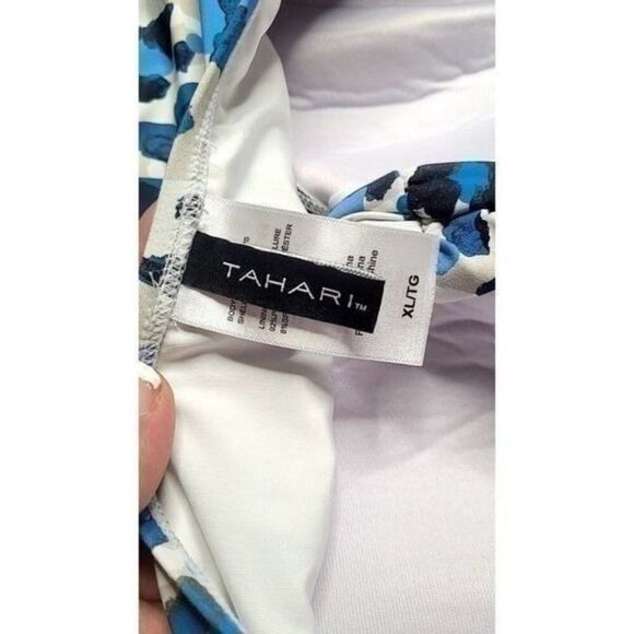 TAHARI Slimming Ruched Haulter One Piece Swimsuit Women's Size XL - Picture 3 of 3